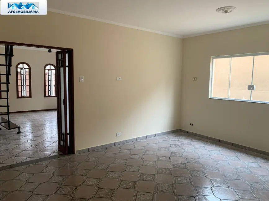 Foto 1 de Casa com 3 quartos para alugar, 320m2 em São Paulo - SP