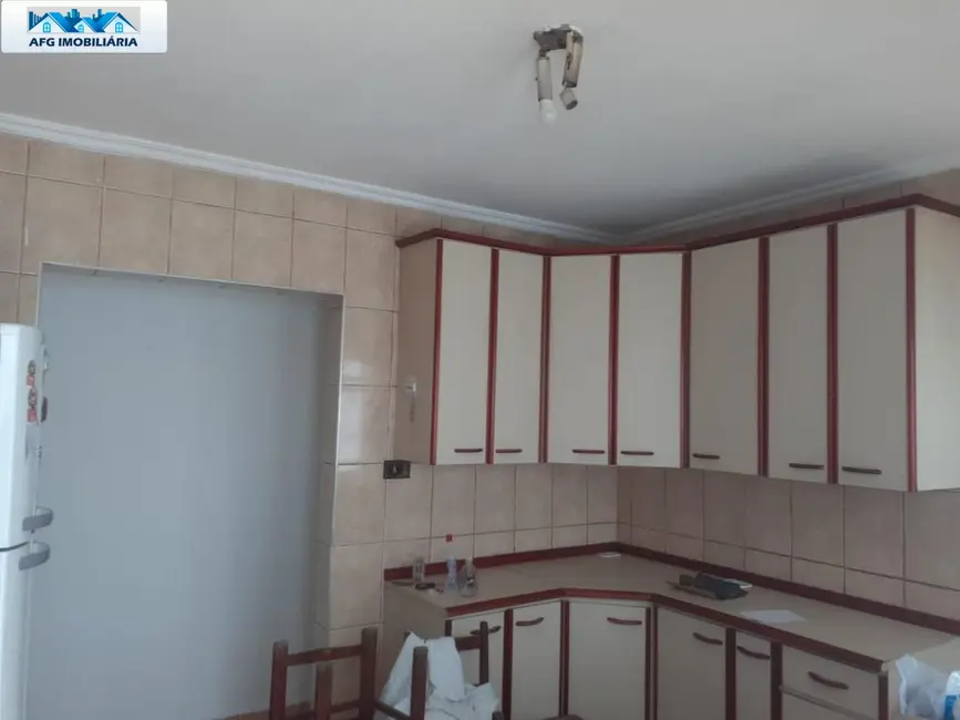 Foto 3 de Casa com 3 quartos para alugar, 240m2 em Jardim Jaú (Zona Leste), São Paulo - SP