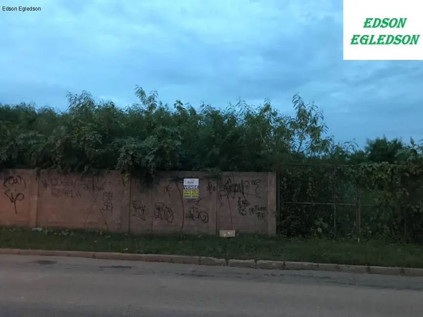 Foto 2 de Terreno / Lote à venda, 40000m2 em Três Andares, Teresina - PI