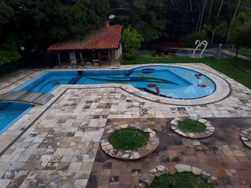 Sítio / Rancho com 4 quartos à venda, 500m2 em Santana, Teresina - PI - imagem 3 Foto 3 de Sítio / Rancho com 4 quartos à venda, 500m2 em Santana, Teresina - PI