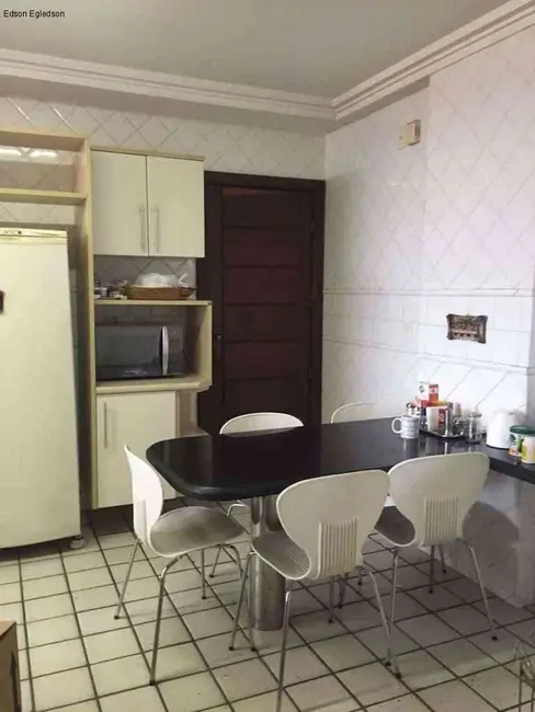Apartamento com 5 quartos à venda, 207m2 em Fátima, Teresina - PI - imagem 8 Foto 8 de Apartamento com 5 quartos à venda, 207m2 em Fátima, Teresina - PI