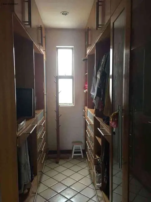 Apartamento com 5 quartos à venda, 207m2 em Fátima, Teresina - PI - imagem 4 Foto 4 de Apartamento com 5 quartos à venda, 207m2 em Fátima, Teresina - PI