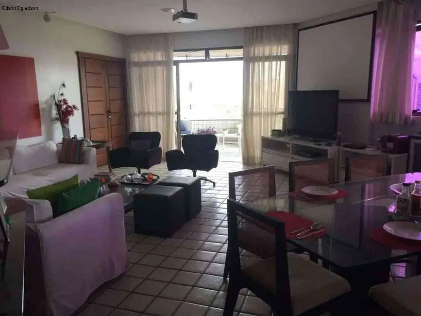 Apartamento com 5 quartos à venda, 207m2 em Fátima, Teresina - PI - imagem 1 Foto 1 de Apartamento com 5 quartos à venda, 207m2 em Fátima, Teresina - PI