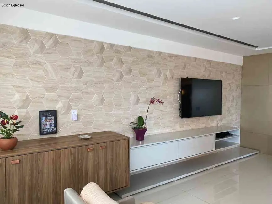 Apartamento com 4 quartos à venda, 200m2 em Jóquei, Teresina - PI - imagem 2 Foto 2 de Apartamento com 4 quartos à venda, 200m2 em Jóquei, Teresina - PI