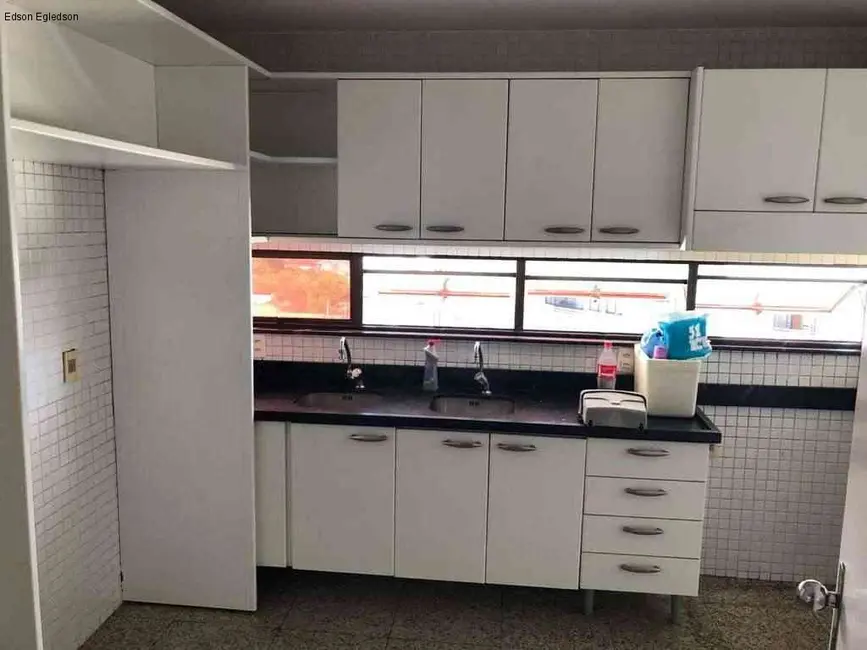 Foto 7 de Apartamento com 4 quartos à venda, 162m2 em Jóquei, Teresina - PI