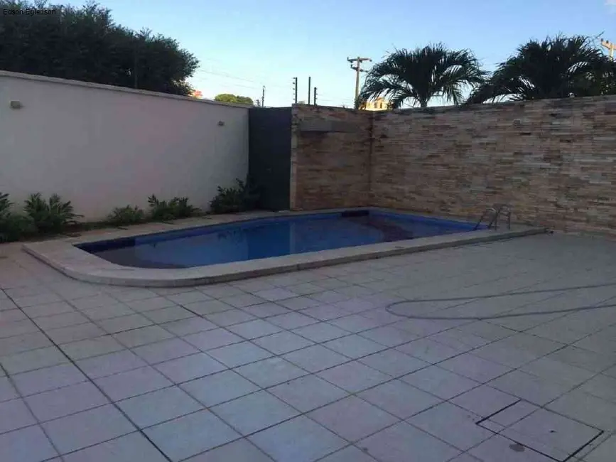 Foto 1 de Apartamento com 4 quartos à venda, 196m2 em Jóquei, Teresina - PI