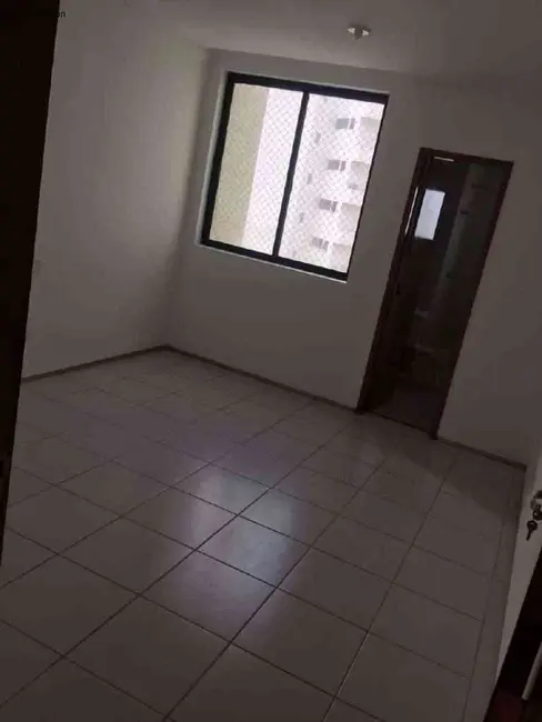 Foto 2 de Apartamento com 4 quartos à venda, 196m2 em Jóquei, Teresina - PI