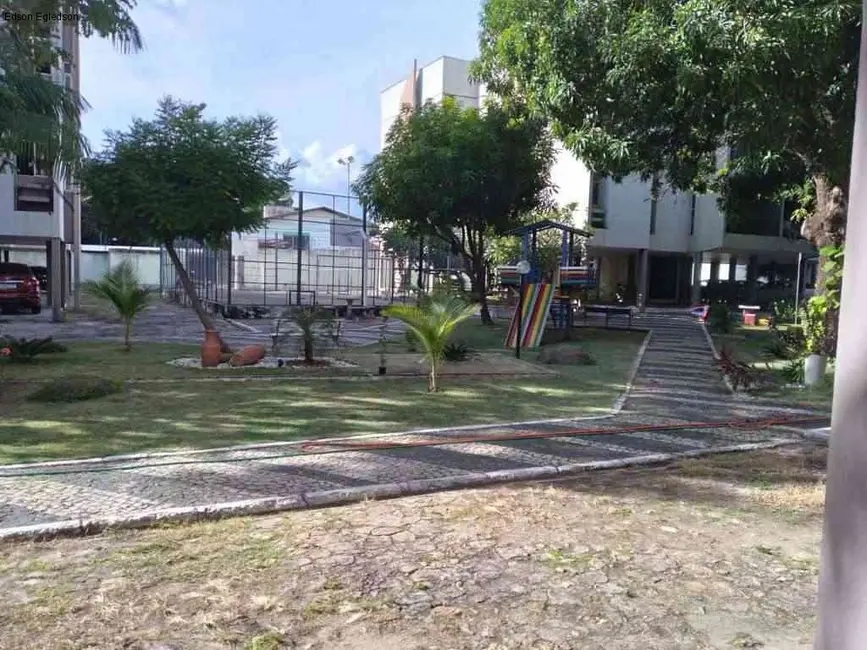 Foto 3 de Apartamento com 3 quartos à venda, 96m2 em Jóquei, Teresina - PI