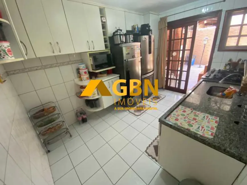 Foto 7 de Casa de Condomínio com 4 quartos à venda, 210m2 em São Paulo - SP