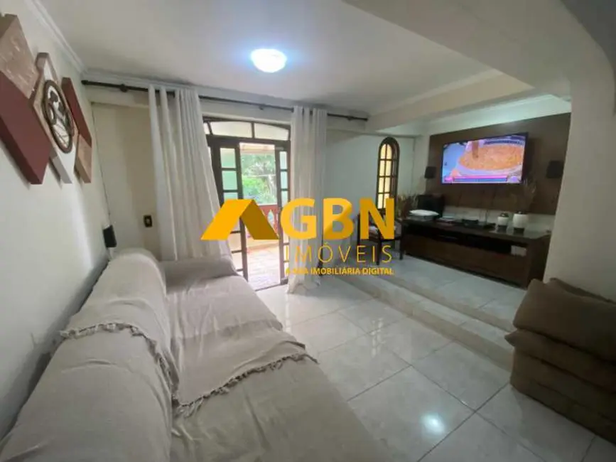 Foto 2 de Casa com 4 quartos à venda, 216m2 em São Paulo - SP