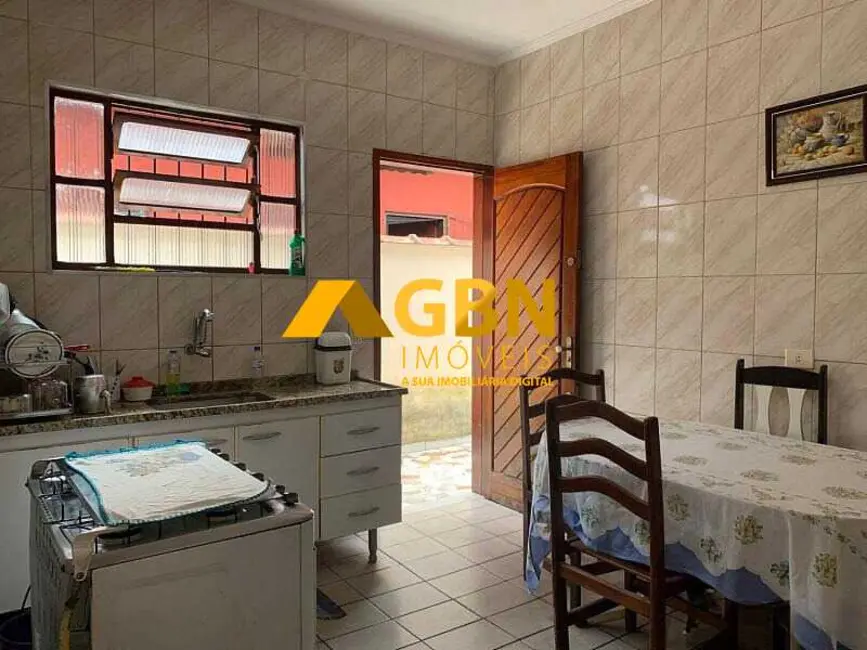 Foto 4 de Casa com 2 quartos à venda, 100m2 em Praia Grande - SP