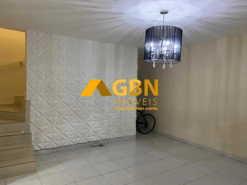 Foto 3 de Casa com 4 quartos à venda, 250m2 em São Paulo - SP