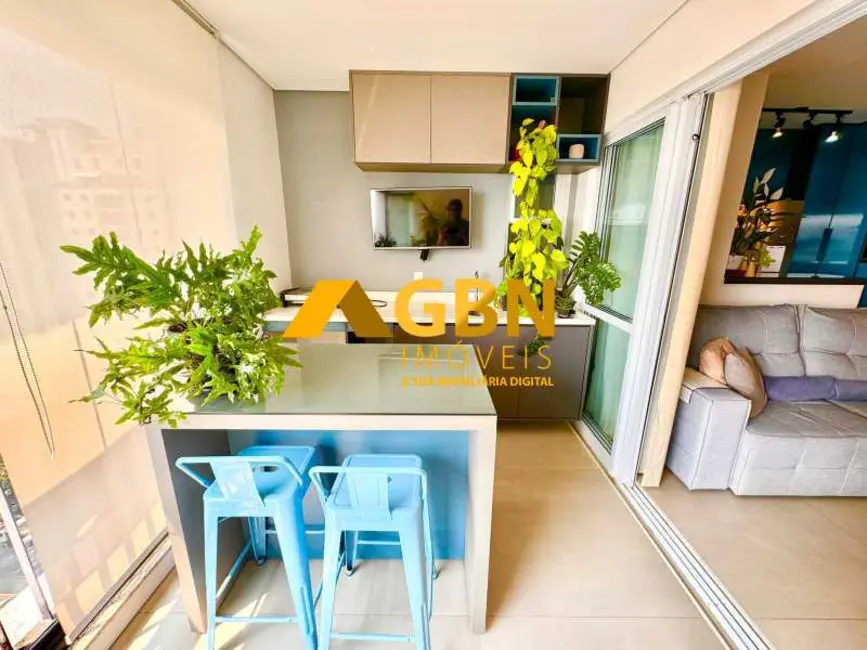 Foto 3 de Apartamento com 2 quartos à venda, 68m2 em São Paulo - SP