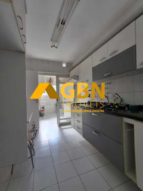 Apartamento com 4 quartos para alugar, 130m2 em São Paulo - SP - imagem 8 Foto 8 de Apartamento com 4 quartos para alugar, 130m2 em São Paulo - SP