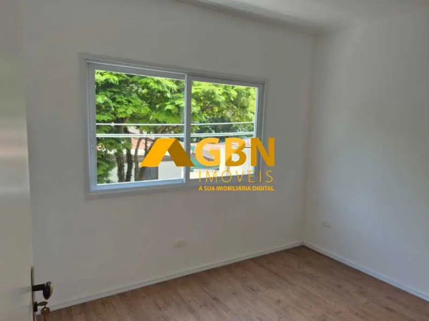 Casa de Condomínio com 3 quartos à venda, 200m2 em São Paulo - SP - imagem 4 Foto 4 de Casa de Condomínio com 3 quartos à venda, 200m2 em São Paulo - SP