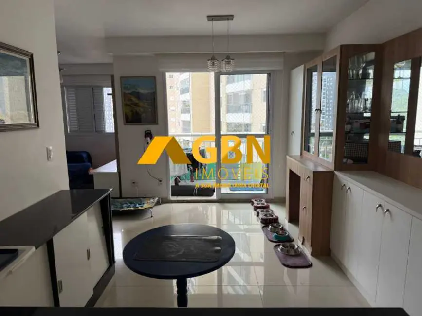 Foto 2 de Apartamento com 2 quartos à venda e para alugar, 67m2 em São Paulo - SP