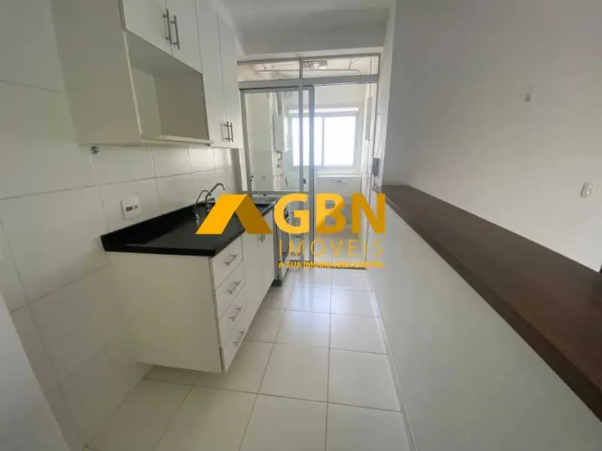 Foto 5 de Apartamento com 3 quartos para alugar, 69m2 em São Paulo - SP