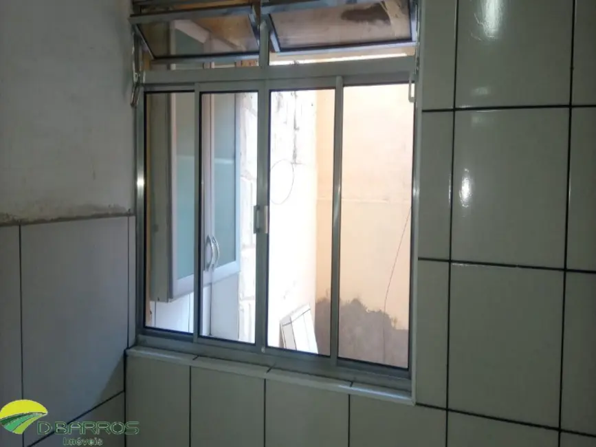 Foto 9 de Casa com 2 quartos à venda, 285m2 em Taubate - SP