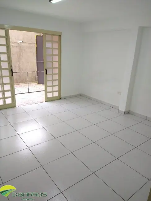 Foto 6 de Casa com 2 quartos à venda, 285m2 em Taubate - SP