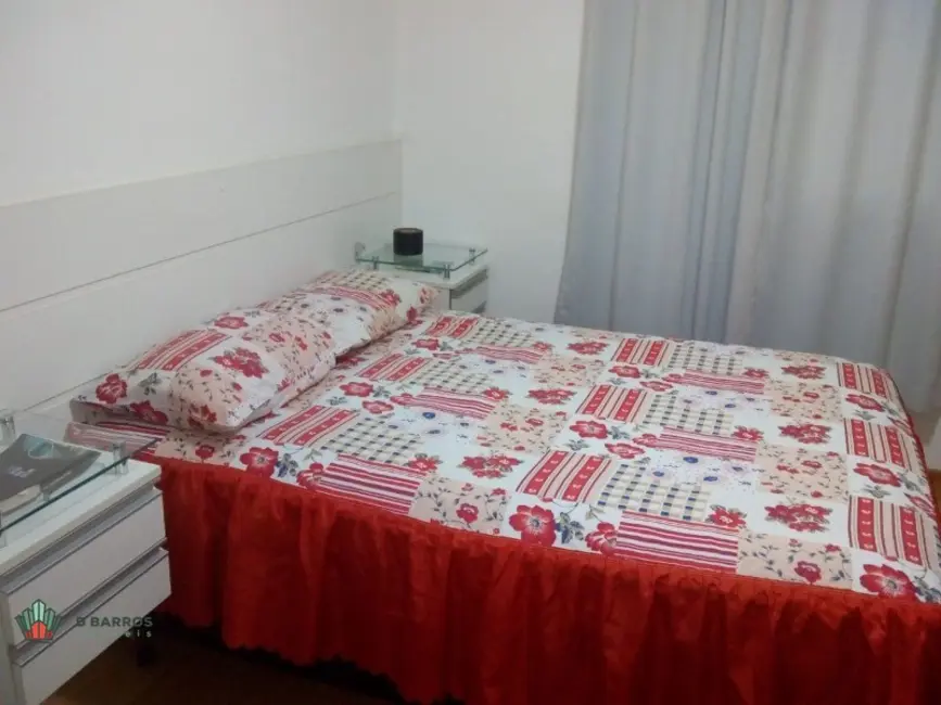 Foto 4 de Apartamento com 2 quartos à venda, 64m2 em Jardim dos Estados, Taubate - SP