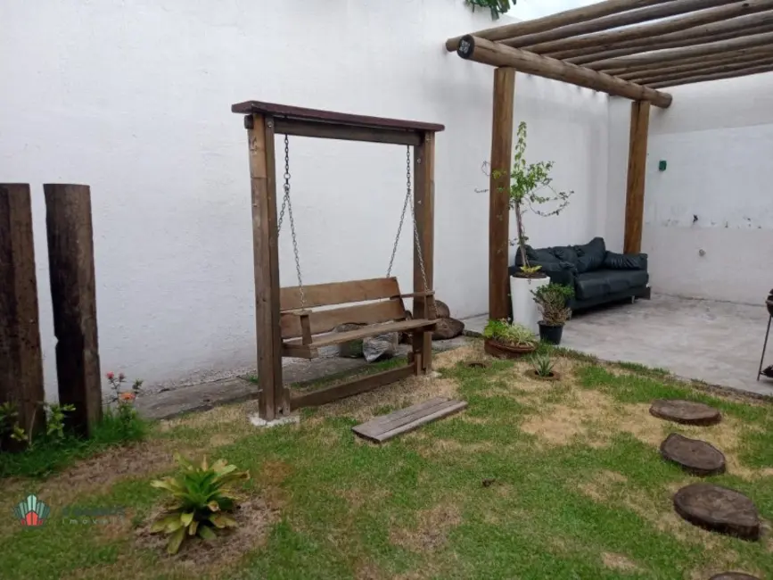 Foto 3 de Casa de Condomínio com 2 quartos à venda, 270m2 em Areão, Taubate - SP