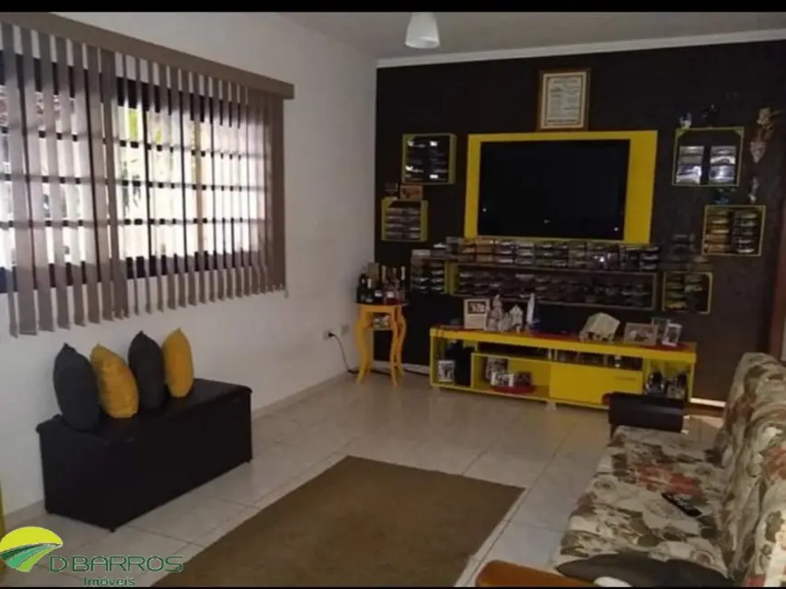 Foto 1 de Casa com 2 quartos à venda, 150m2 em Residencial Novo Horizonte, Taubate - SP