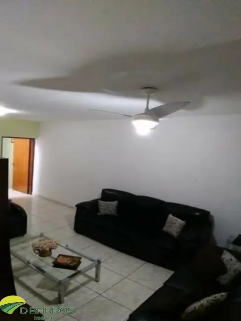 Foto 5 de Casa com 3 quartos à venda, 110m2 em Jardim Independência, Taubate - SP