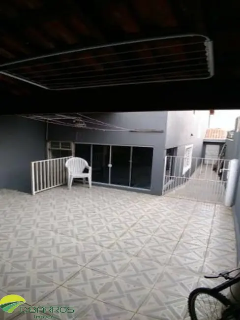 Foto 1 de Casa com 3 quartos à venda, 110m2 em Jardim Independência, Taubate - SP