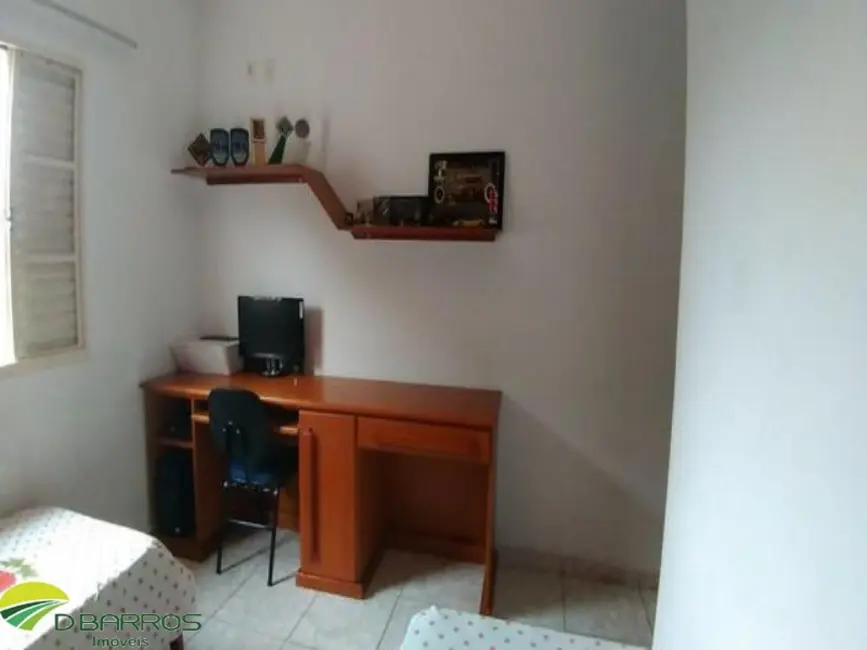 Foto 9 de Casa com 3 quartos à venda, 110m2 em Jardim Independência, Taubate - SP