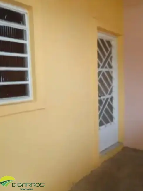 Foto 5 de Casa com 2 quartos à venda, 125m2 em Granjas Santa Terezinha, Taubate - SP