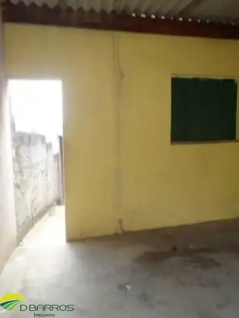 Foto 4 de Casa com 2 quartos à venda, 125m2 em Granjas Santa Terezinha, Taubate - SP