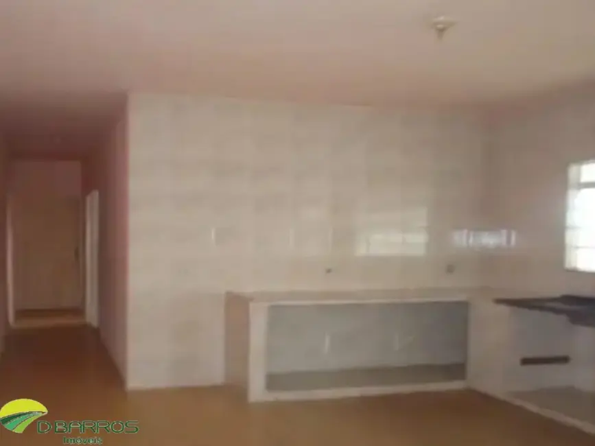 Foto 9 de Casa com 2 quartos à venda, 125m2 em Granjas Santa Terezinha, Taubate - SP