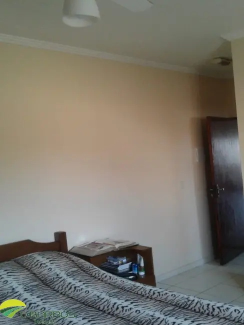 Foto 9 de Casa com 3 quartos à venda, 156m2 em Jardim Marieta, Taubate - SP
