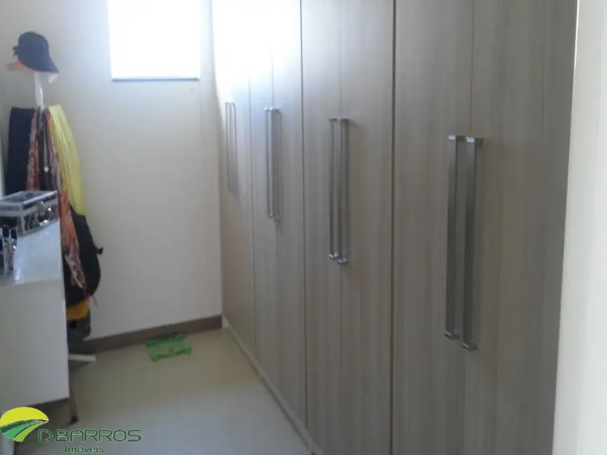 Foto 4 de Casa de Condomínio com 3 quartos à venda, 449m2 em Tremembe - SP