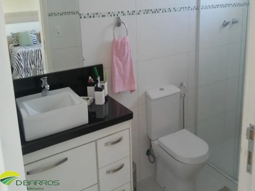 Foto 3 de Casa de Condomínio com 3 quartos à venda, 449m2 em Tremembe - SP