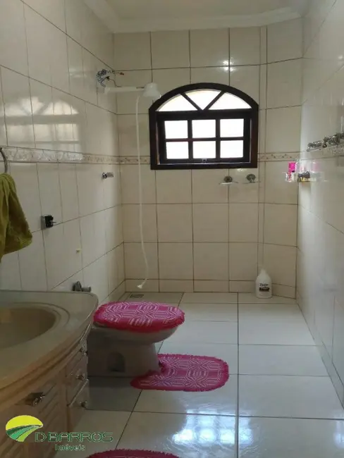 Foto 8 de Casa com 4 quartos à venda, 232m2 em Jardim Hípica Pinheiro, Taubate - SP