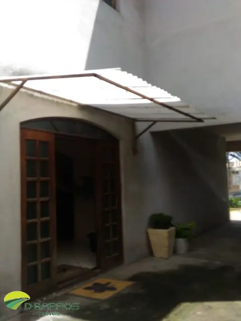 Foto 5 de Casa com 4 quartos à venda, 232m2 em Jardim Hípica Pinheiro, Taubate - SP