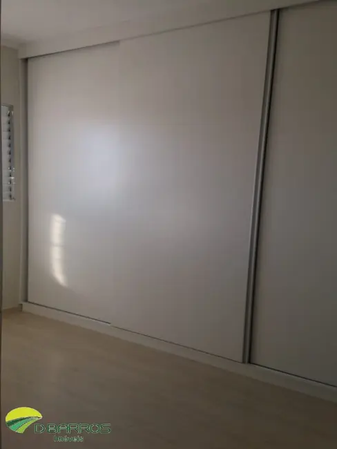 Apartamento com 2 quartos à venda, 45m2 em Residencial e Comercial Cidade Morumbi, Pindamonhangaba - SP - imagem 3 Foto 3 de Apartamento com 2 quartos à venda, 45m2 em Residencial e Comercial Cidade Morumbi, Pindamonhangaba - SP