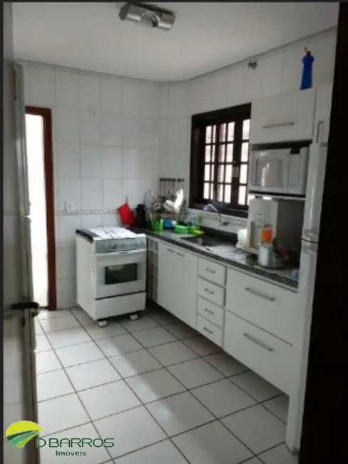Foto 5 de Casa de Condomínio com 3 quartos à venda, 163m2 em Residencial São Charbel, Taubate - SP