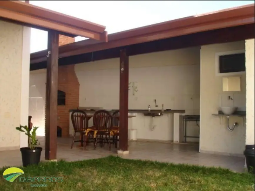 Foto 2 de Casa de Condomínio com 3 quartos à venda, 163m2 em Residencial São Charbel, Taubate - SP