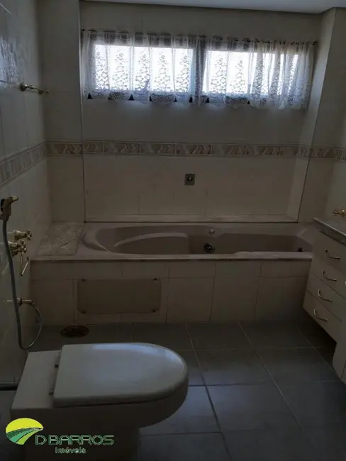 Foto 4 de Apartamento com 3 quartos à venda, 200m2 em Jardim das Nações, Taubate - SP