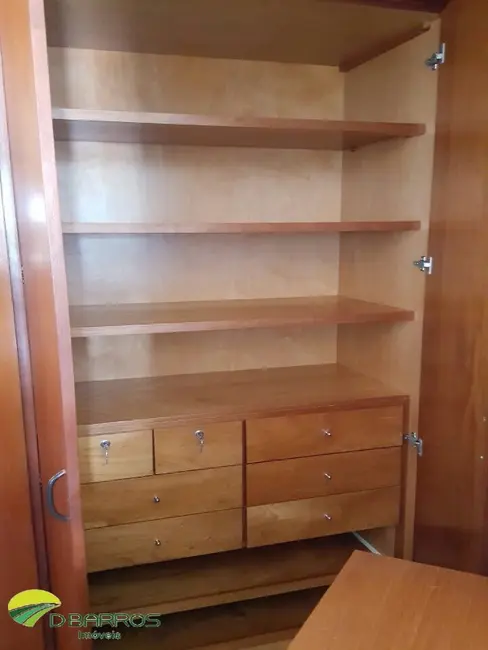 Foto 9 de Apartamento com 3 quartos à venda, 200m2 em Jardim das Nações, Taubate - SP