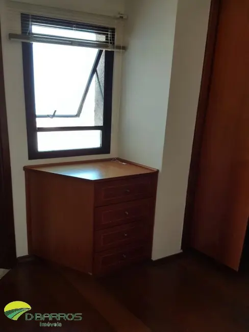 Foto 3 de Apartamento com 3 quartos à venda, 200m2 em Jardim das Nações, Taubate - SP