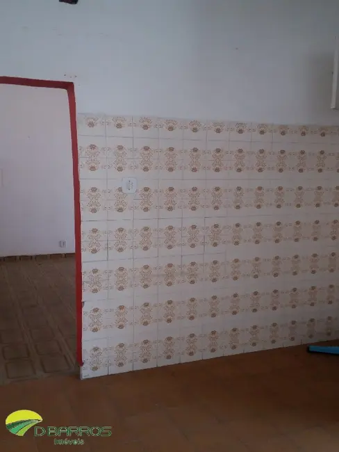 Foto 6 de Casa com 3 quartos para alugar, 200m2 em Vila São Geraldo, Taubate - SP