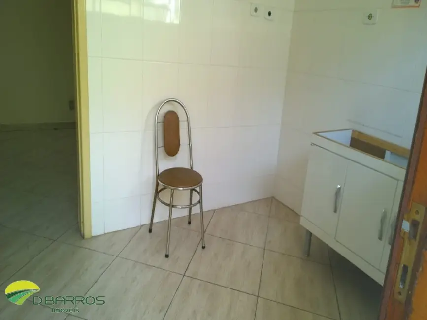 Foto 4 de Casa com 3 quartos à venda e para alugar, 156m2 em Centro, Taubate - SP