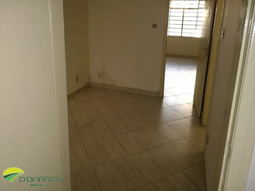 Foto 5 de Casa com 3 quartos à venda e para alugar, 156m2 em Centro, Taubate - SP