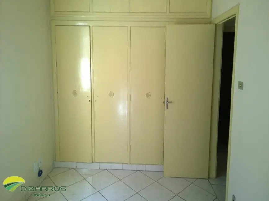 Foto 6 de Casa com 3 quartos à venda e para alugar, 156m2 em Centro, Taubate - SP