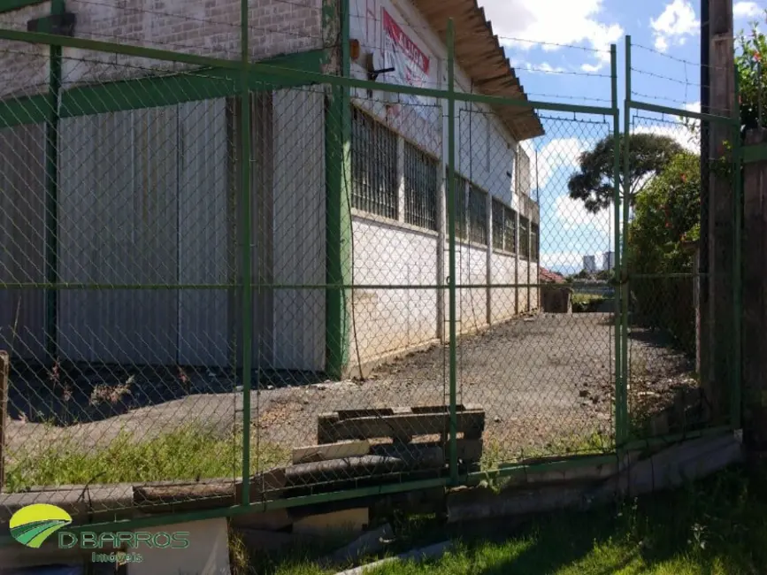 Foto 2 de Armazém / Galpão à venda e para alugar, 1000m2 em Taubate - SP