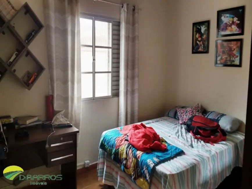 Foto 4 de Casa com 2 quartos à venda, 93m2 em Jardim Independência, Taubate - SP