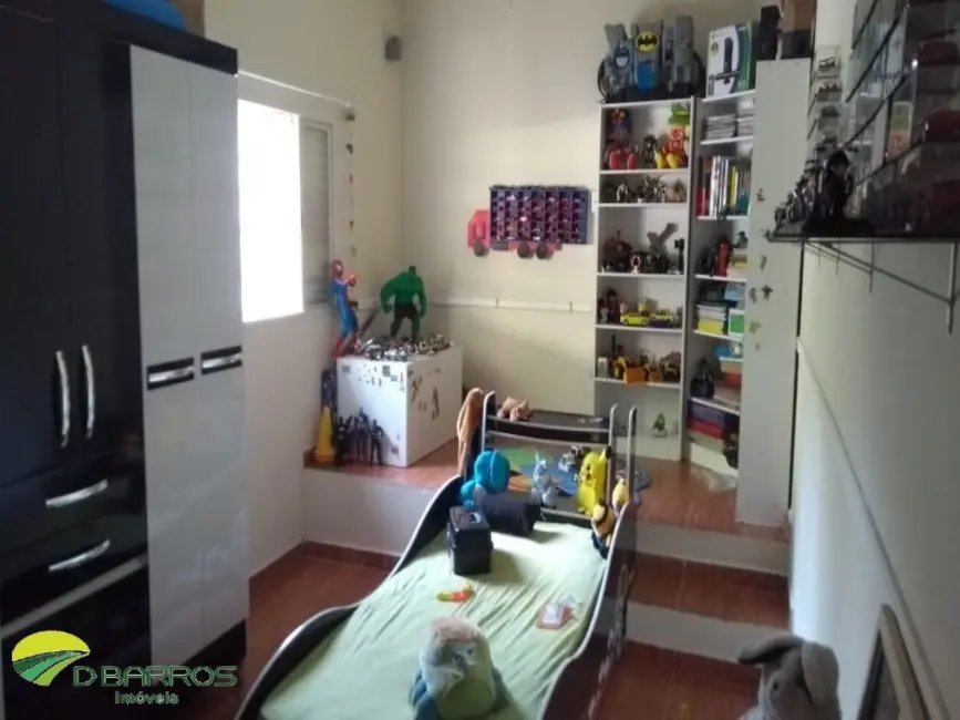 Foto 4 de Casa de Condomínio com 4 quartos à venda, 270m2 em Centro, Tremembe - SP